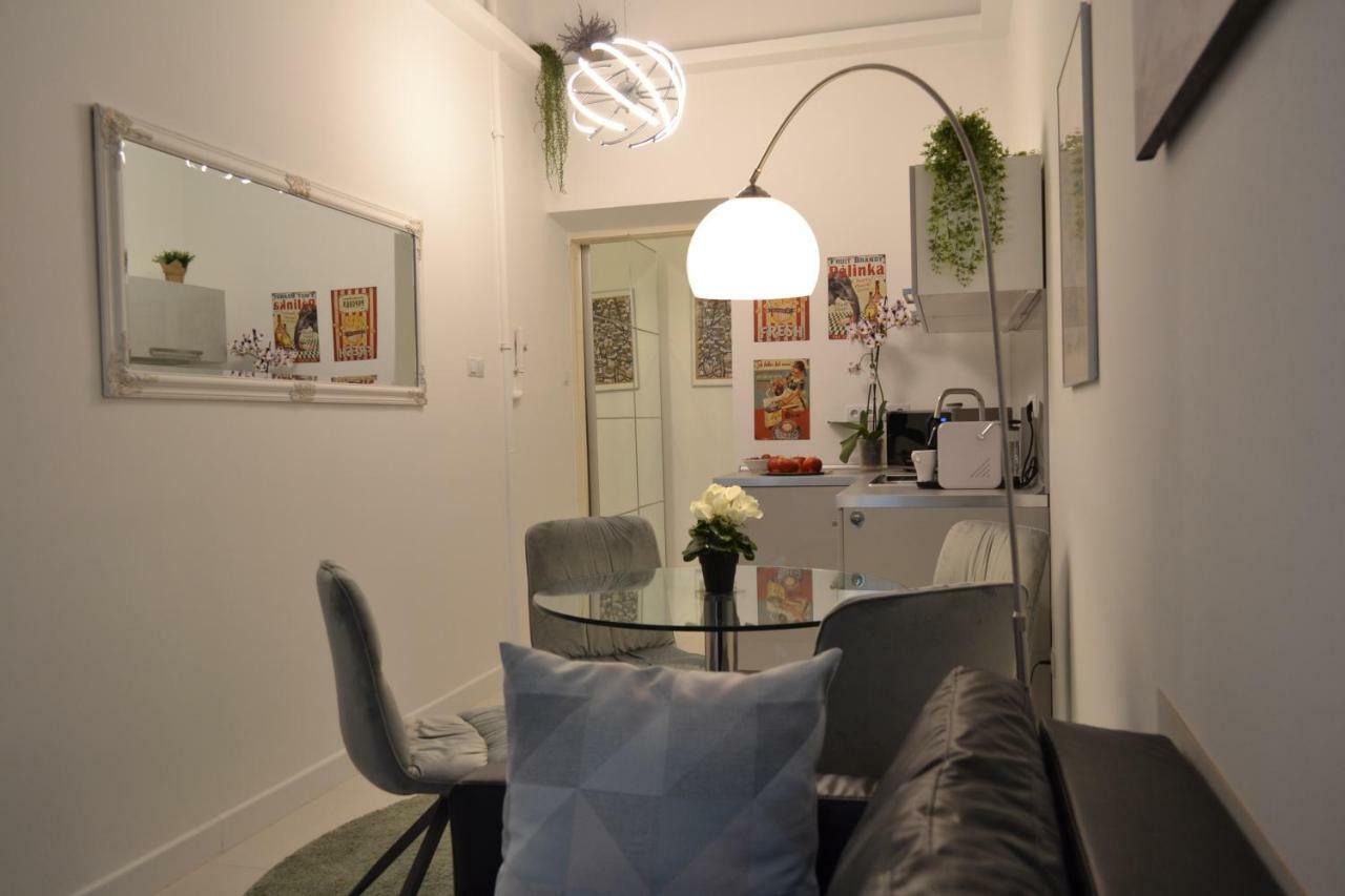 City Corso Apartman Budapesta Exterior foto